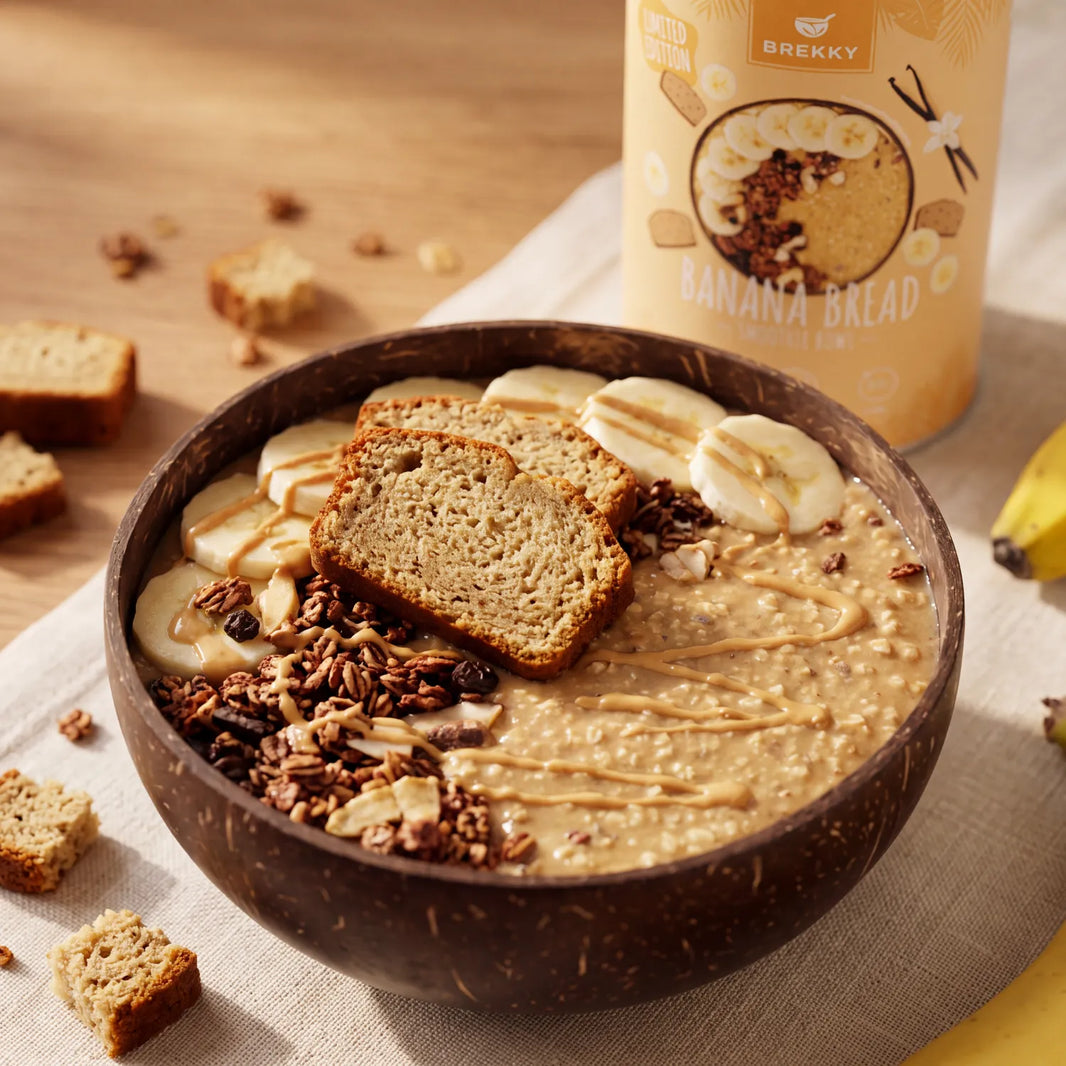 Banana Bread Smoothie Bowl Zubereitet