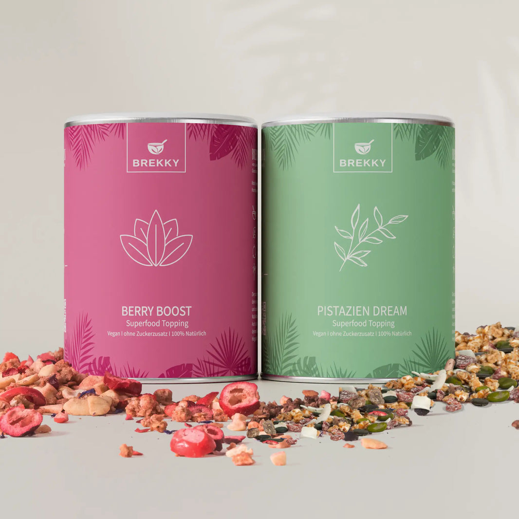 Zwei Topping Dosen Berry Boost und Pistazien Dream