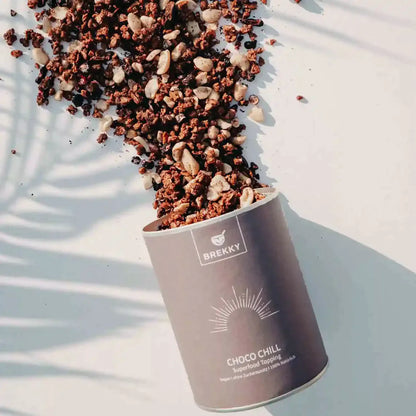 Brekky Bowl Choco Chill Topping ausgeschuettet